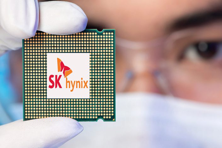 SK Hynix Deploys High-NA EUV System at M16 Facility